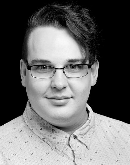 N54Agency's tweet photo. Our @Alex_Anstey (@ViledaMoppe) has packed away the swim wear said bye to @PageantTour & looking forward to rehs's @JamieMusical #busyclient https://t.co/A5EWSbVyJ0
