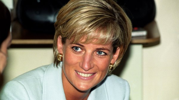 Releaseformulas's tweet image. How Princess Diana Changed Lives by Discussing Her Mental Health
crwd.fr/2vP97rm