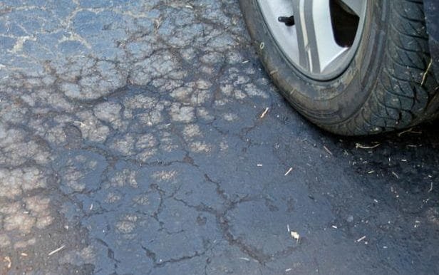 MobileAutoshine's tweet photo. Topping up your oil without a funnel? Everyone tries to do that once... #carcare https://t.co/p83Y7f0ayO https://t.co/TcugPxZUYd