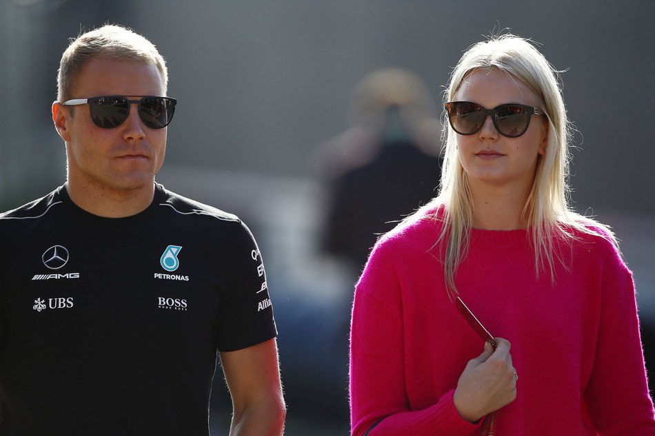 More photos from Monza facebook.com/pg/f1ladies/ph…