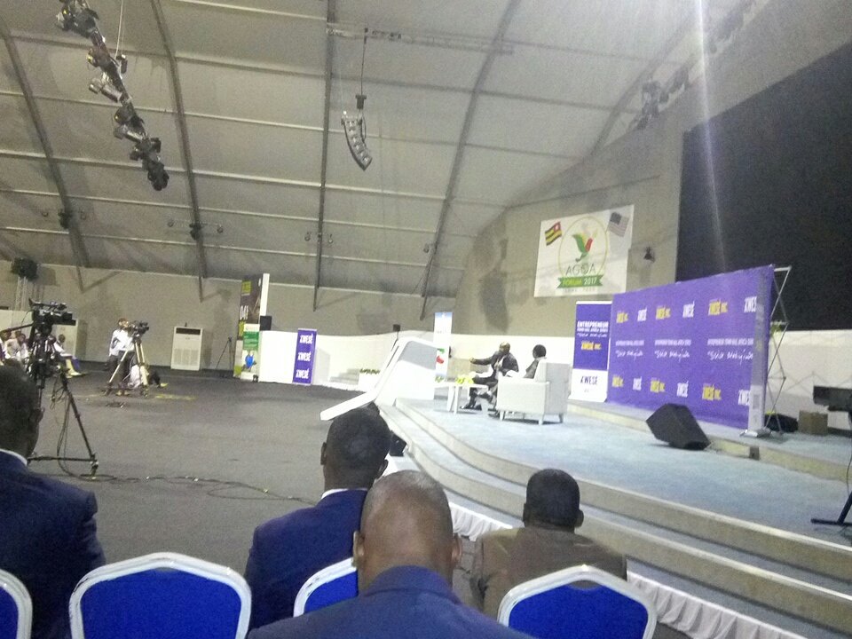 akpedze228's tweet photo. Make time for family!At home,you are no more entrepreneur,you are a husband and a father. @Strive Masiyiwa #AfripreneurTalk #Kwese #KweseInc https://t.co/jsvHfqaajO
