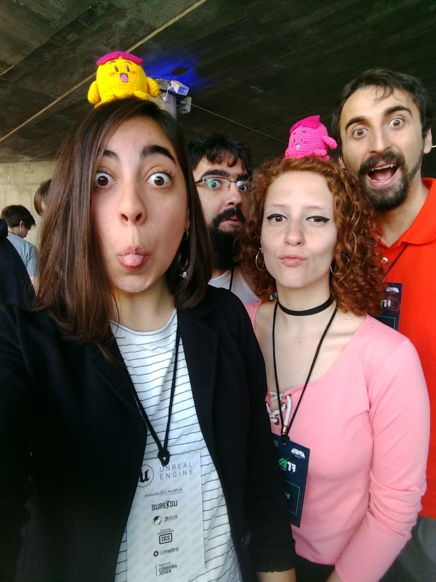 Momfus's tweet photo. #EVAxCordoba #momoplanet #criosdevs https://t.co/6OvndjH5Fj