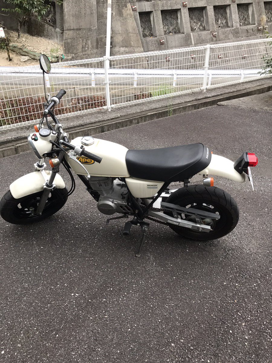 kjtldhf's tweet photo. 車種Ape50
原付免許で乗れるMTのバイク🛵
人気が高いバイクです。

値段は9万円！
詳しくはDMお願いします。 https://t.co/HC7nmOCatm