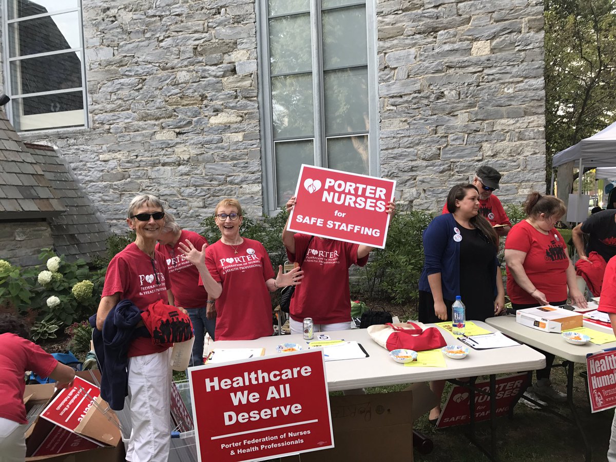 pfnhpvt's tweet photo. Porter nurses represent! #labordaywithbernie #nursesunited  #nursesforsafestaffing https://t.co/NgEEKtCDlD