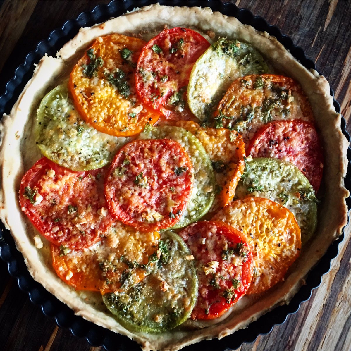 DagmarDasha's tweet photo. #tomato #tart #cooking #foodporn #food #grapevine #dallas #laborday #homemade #dinner https://t.co/rm1YpHGqFa