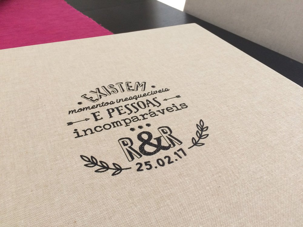 onbeapaper's tweet photo. Raquel and Ricardo's wedding. #beapaper #rusticwedding #casamentorústico #designgráfico #graphicdesign #seatingplan #menus #crachás #pins https://t.co/G58jMfesH2