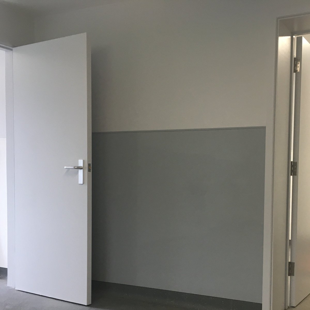 Jemiclad_ltd's tweet image. Smart combination; Jemiclad Supreme Light Grey &amp;amp; White Satin installed last week by @Jemic_Ltd #pvcwallcladding at competitive prices