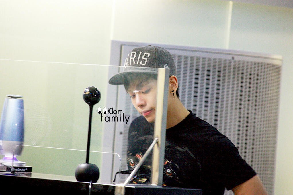 jjongspics's tweet photo. 130316 https://t.co/kHVDfAILp2