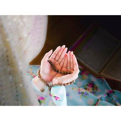 • لم يفهمك احد ،
• جرب السجود وﺣﭑدث ربك .💛'