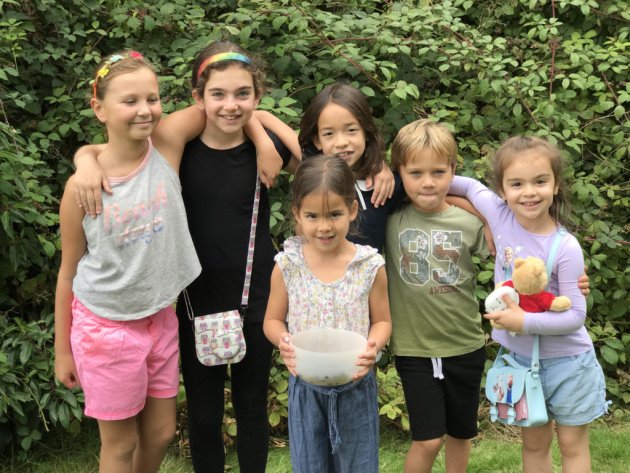NapsburyPark's tweet photo. #Herts news:  Young St Albans entrepreneurs sell juice for charity https://t.co/3Rsa5yHbTz #Napsbury https://t.co/8tKZCk8cOD