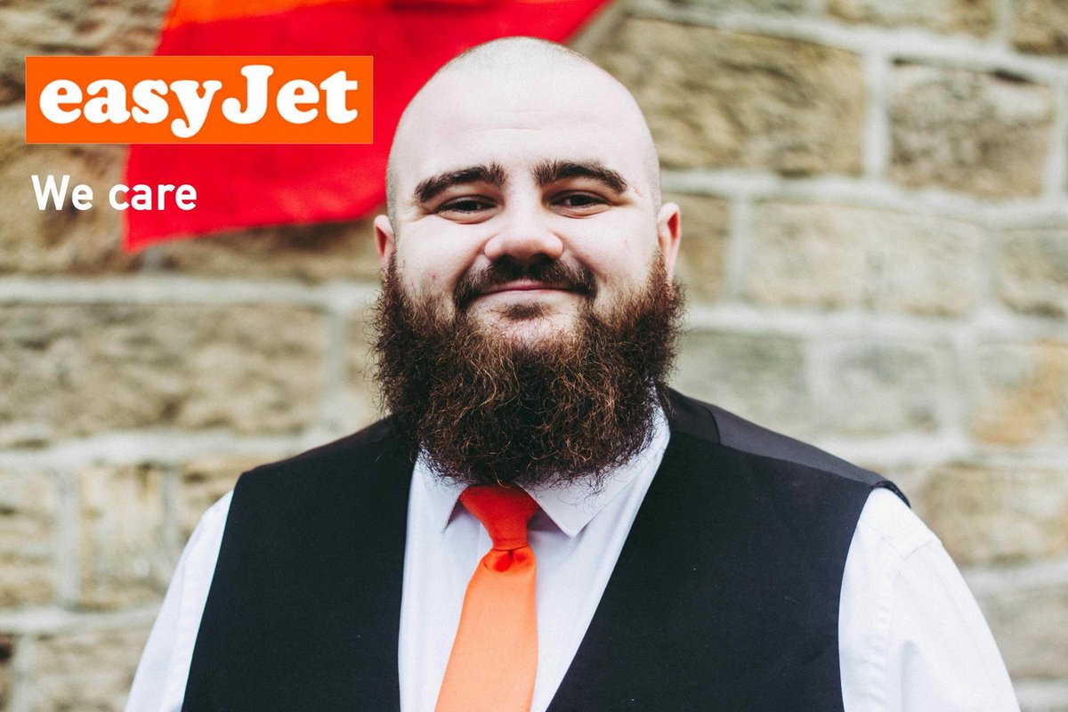 Projectbar1's tweet image. We had Barnsley pride 🏳️‍🌈this weekend, security got to wear a coloured tie. Our Jake looks like he's ready to be cabin crew at @easyJet