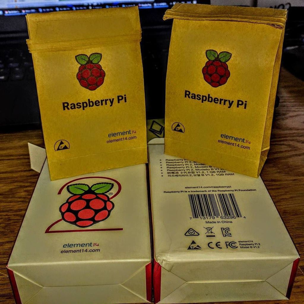 uls0's tweet photo. Raspberry Pi
.
.
.
.
.
.
.
.
#raspberrypi #raspberrypi2b #diy #element14 https://t.co/J6iLEEVevi https://t.co/IcTtQ5X1Zd