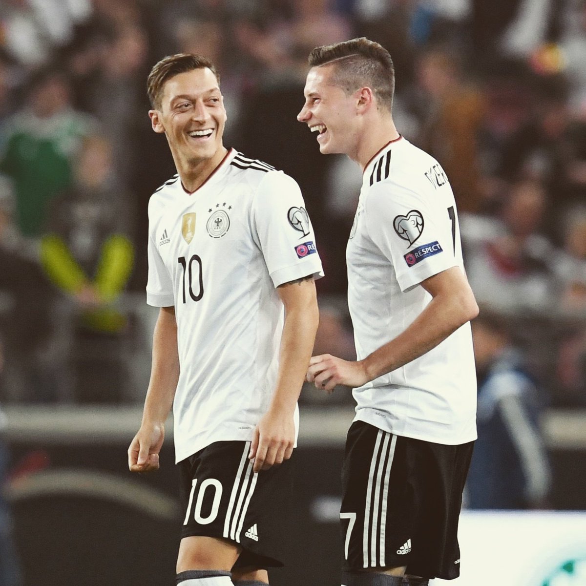 M10's tweet photo. That's the way ...aha...aha...I like it!!! 🎶😊🇩🇪⚽⚽⚽ #NiceWin #Fun #HereToCreate #GERNOR https://t.co/hTZakDywtE