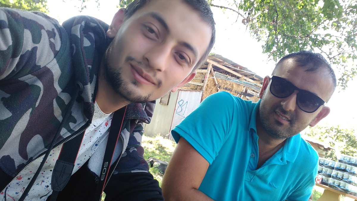 McFurkanMusic81's tweet photo. #sanatçı #olmak #saygili #insan #olmak #gerek https://t.co/ODrsYOgLnj