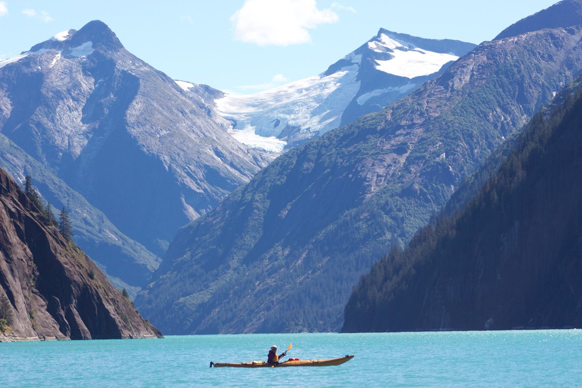 yuki_outside's tweet photo. Want to know how I make money and get to live in aaahmazing places? Read my newest article here: https://t.co/FdYnn66qY3 https://t.co/rUv7umAnS3