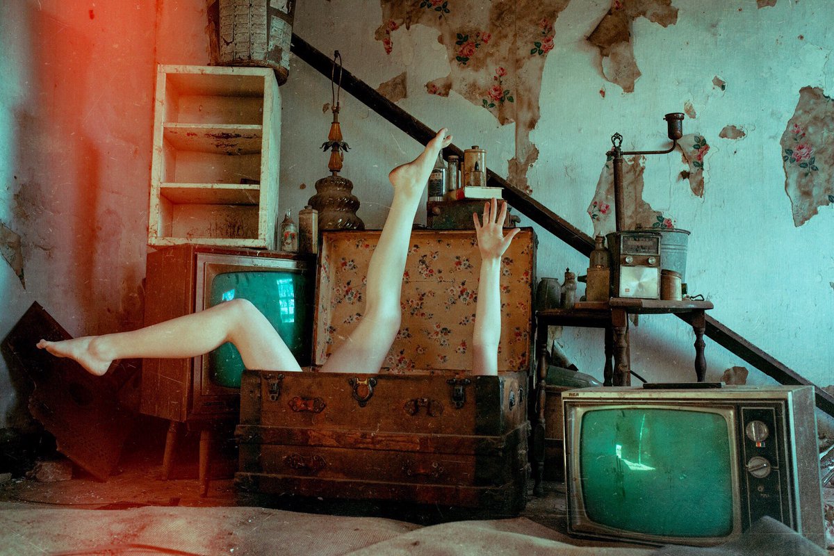 I found this house in the shittest part of philly and you can definitely tell