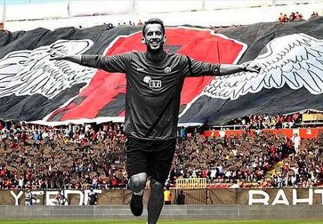 diegoangelo03's tweet photo. 5 years without you my brother. 😢 ... forever in my heart. #EdizBahtiyaroğlu https://t.co/cRyaquNcgL