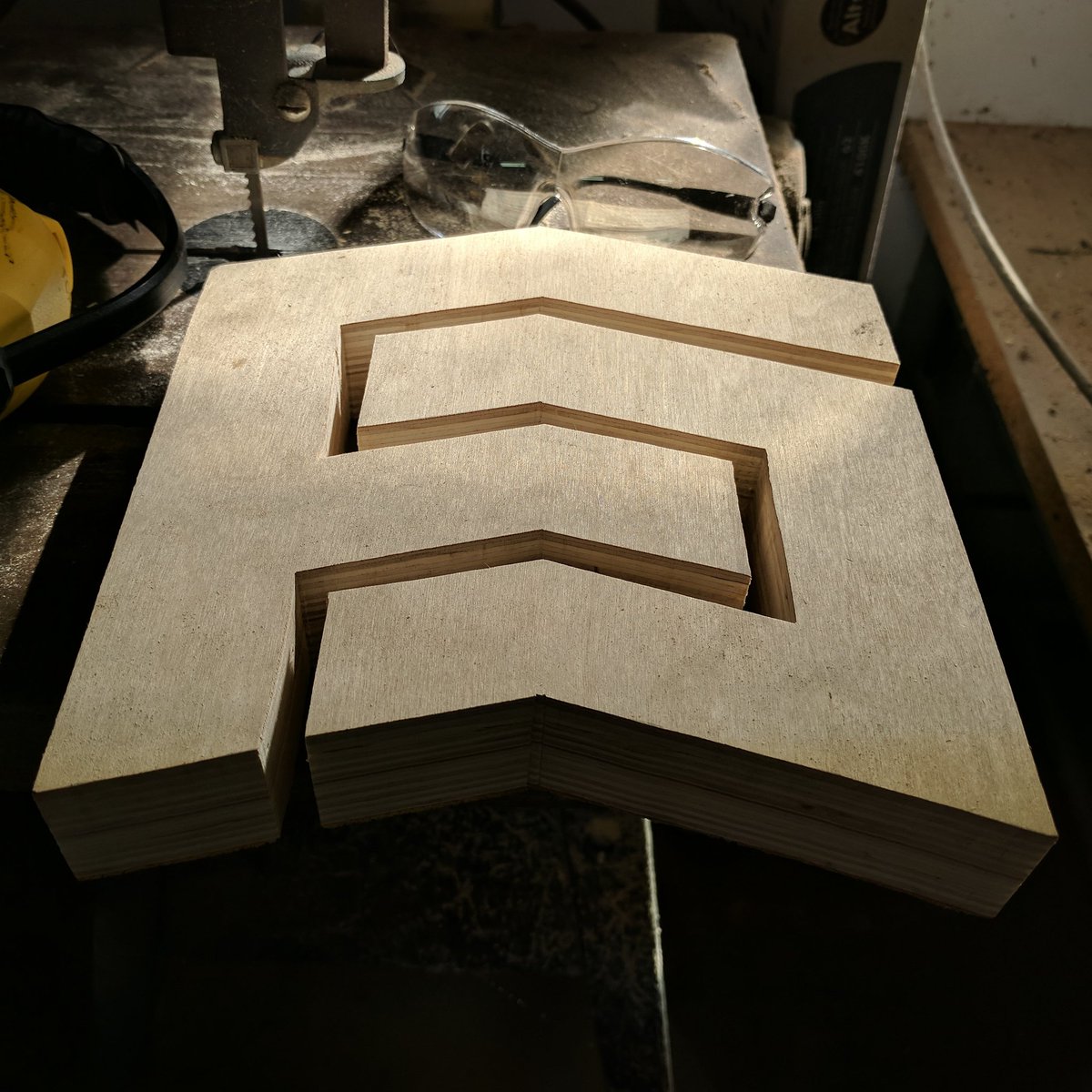 ThisFreecity's tweet photo. #Freecity #Logo cut on the #bandsaw 1.5" thick!  Now for finishing.

#woodworking #productioncompany #audioengineer #artmattershere https://t.co/b3zm3vw2nv