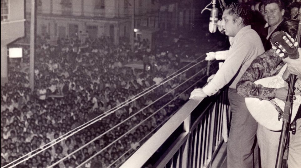 Gracias a <a href="/Expresoec/">Diario Expreso</a> por el artículo sobre el estreno en salas de <a href="/SiyomueroDoc/">Si yo Muero Primero</a> de #RodolfoMuñoz este 22/09/2017 bit.ly/2x5OoVf