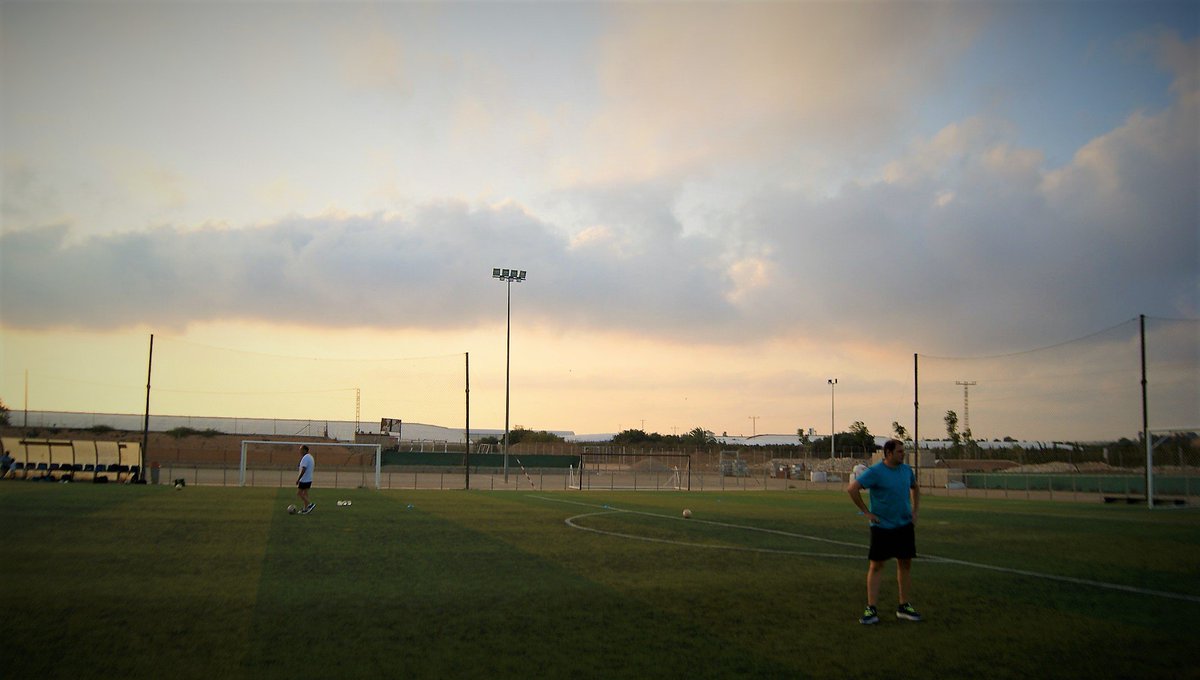 PinatarFeminas's tweet photo. FOTOGALERÍA || Hoy el primer equipo ha empezado la pretemporada. Podéis ver las fotos en nuestra página de Facebook.
https://t.co/ykwFEa0q2o https://t.co/uqmE3ViQsS