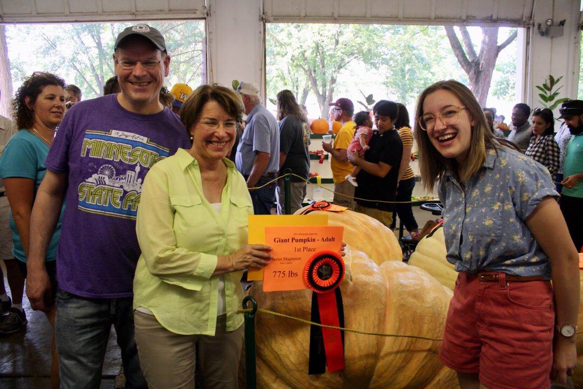 Amy Klobuchar tweet media