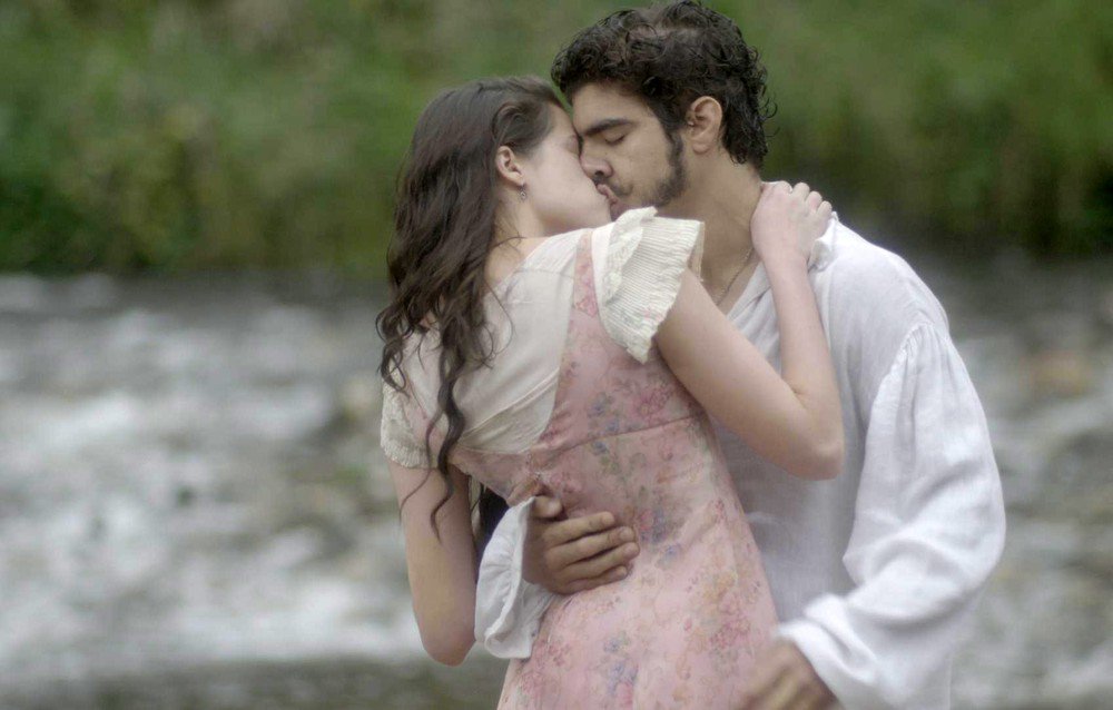 tvglobo's tweet photo. Gosta de ser trouxa? (  ) sim ou (  ) com certeza #NovoMundo https://t.co/NCIiS0I30n