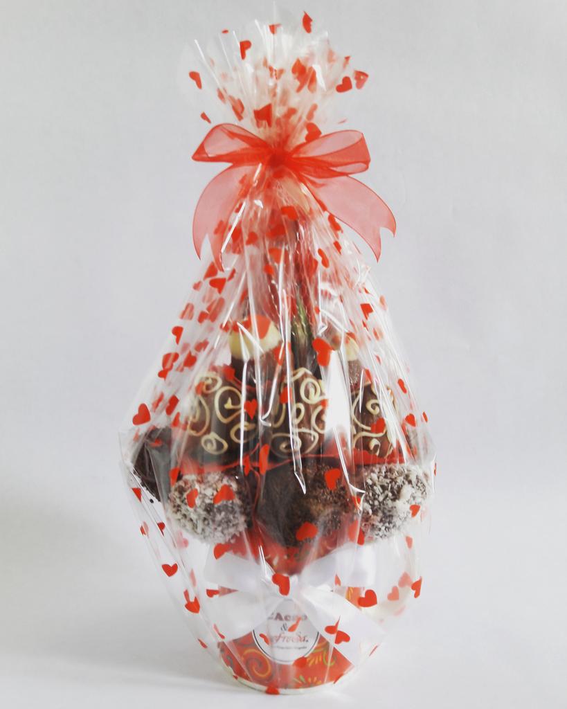 cafreca16's tweet photo. ❤💯x💯Romántico 😍
Entregas #ModoRegalo 🎁 con Papel CelofánLazoyTarjeta 😊
#Mérida #FresasConChocolate #BombonDeFresa  #VenezolanosEnElExterior https://t.co/iItdSlEE0N