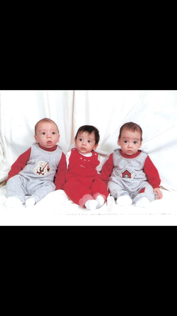 foreyes21's tweet photo. Can't believe my own Big 3 are 20 years old today. Wish I could turn back time! #3xthefun #ThisIsUs @matt_kurnit @bktoday22 @sydneykurnit https://t.co/qTk1mH2XBe