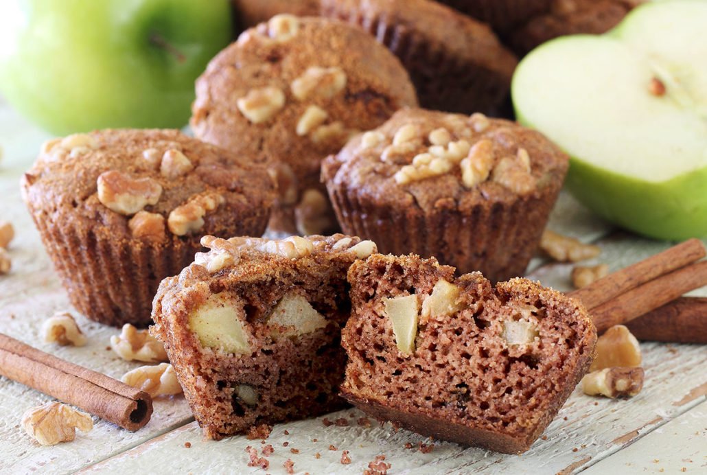PaleoNewbie's tweet photo. Hurry up fall! New recipe Chunky Apple Spice Paleo &amp; Gluten-Free Muffins https://t.co/hk4Lbhlp1y #paleo https://t.co/JSaqtXc8aK