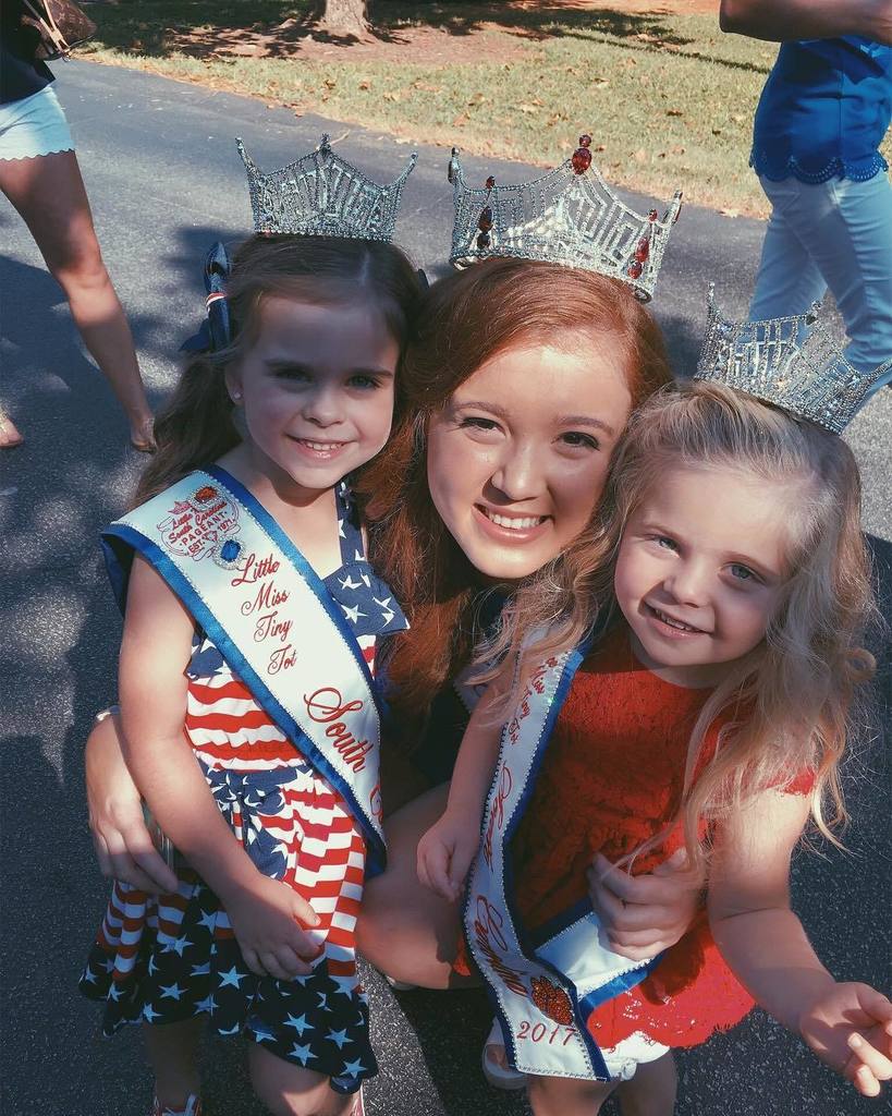 unamazingg13's tweet photo. my babies making my heart melt one appearance at a time | #THISismylmsc #scot2017 https://t.co/5wSf38cJbT https://t.co/cwBUbzhD9v