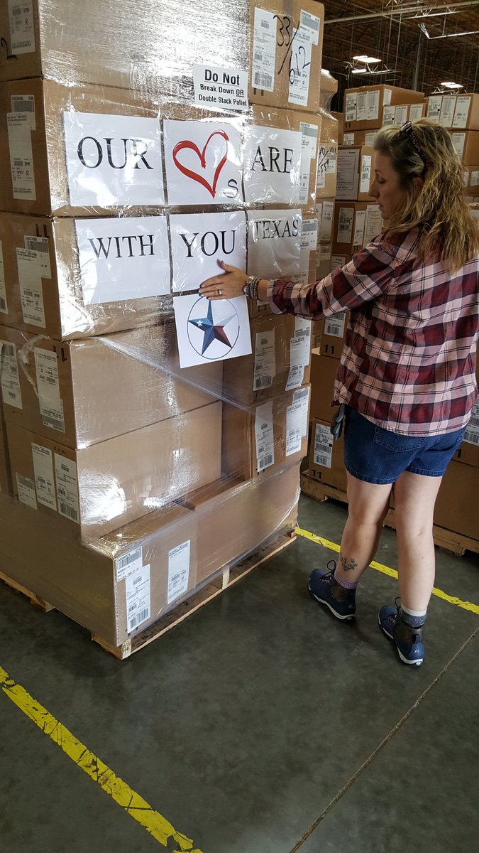 CutterandBuck's tweet photo. Keeping everyone affected by #HurricaneHarvey in our thoughts.
6,500 #CutterandBuck clothing are being delivered directly to those in need. https://t.co/CmliOB5ilg