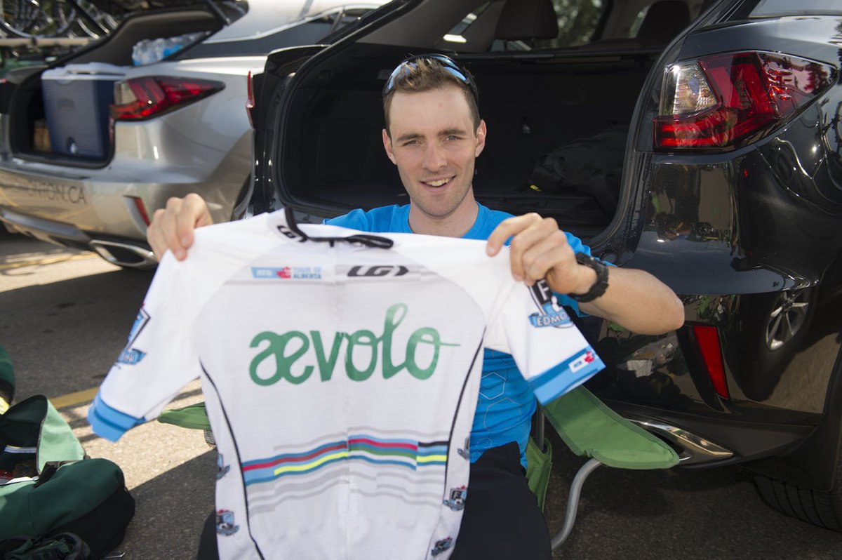 ef_aevolo's tweet image. Jack Burke seals up the #TOA17 @FCEdmontonNow Best Young Rider and @PomeroyInns Best Canadian Jersey competitions! 
#LETSGOCHAMP