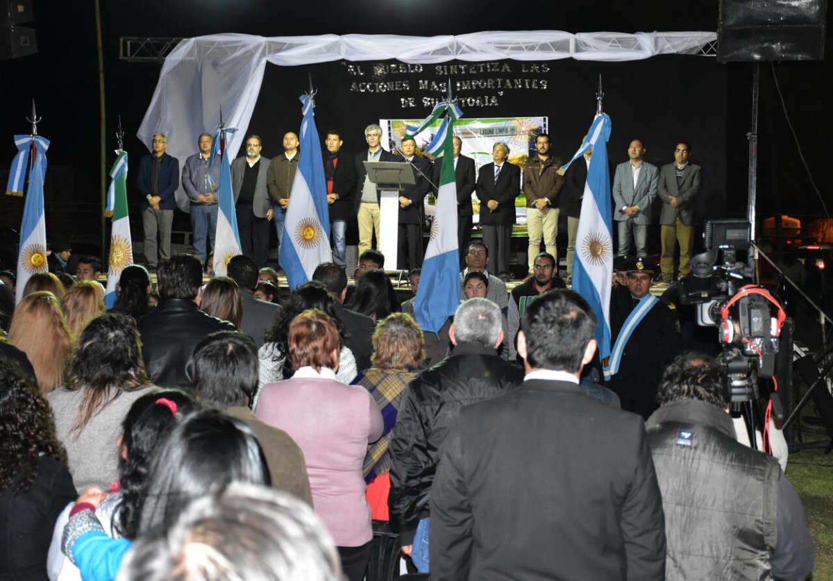 domingopeppo's tweet photo. Celebrando el acto por el 73° Aniversario de #LagunaLimpia https://t.co/6L64WfGHap