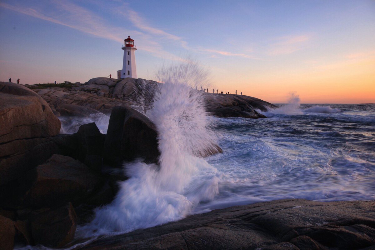 tjhfx's tweet photo. Awesome little visit to Peggy's Cove tonight. #Sunset @VisitNovaScotia @hfxnovascotia https://t.co/1JlciIcLri