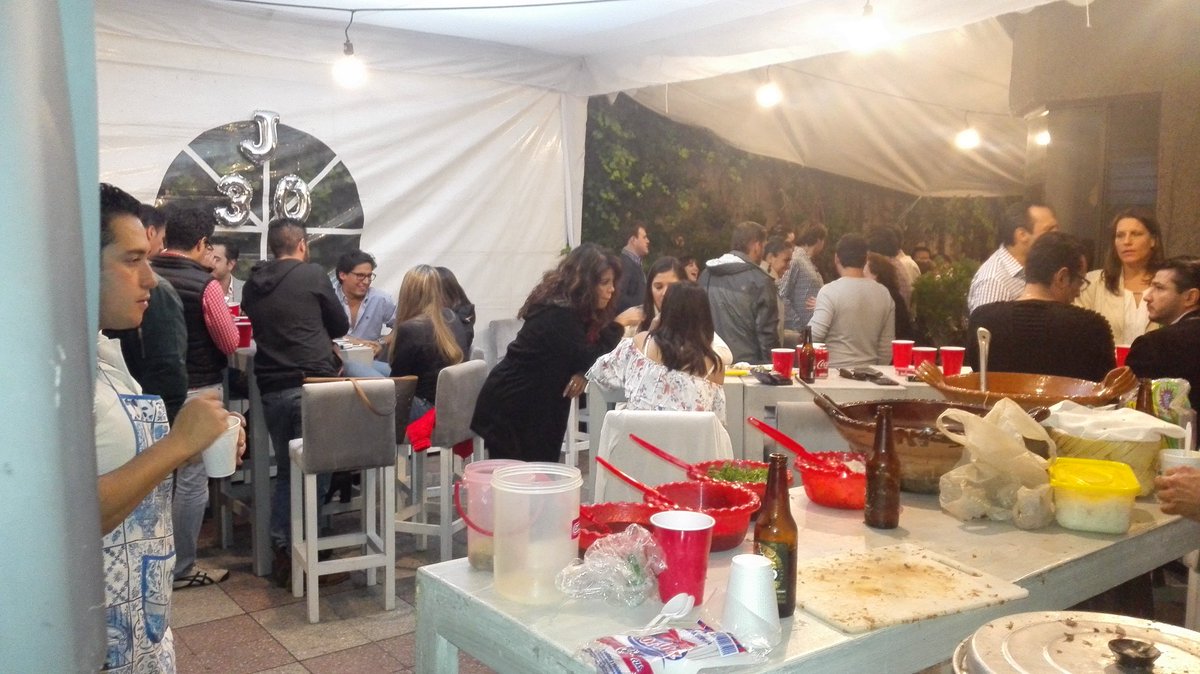 VillaEnCondesa's tweet photo. Todo un éxito el evento del día sábado #LaMejorBarbacoaCDMX https://t.co/cgHrz5NRy8