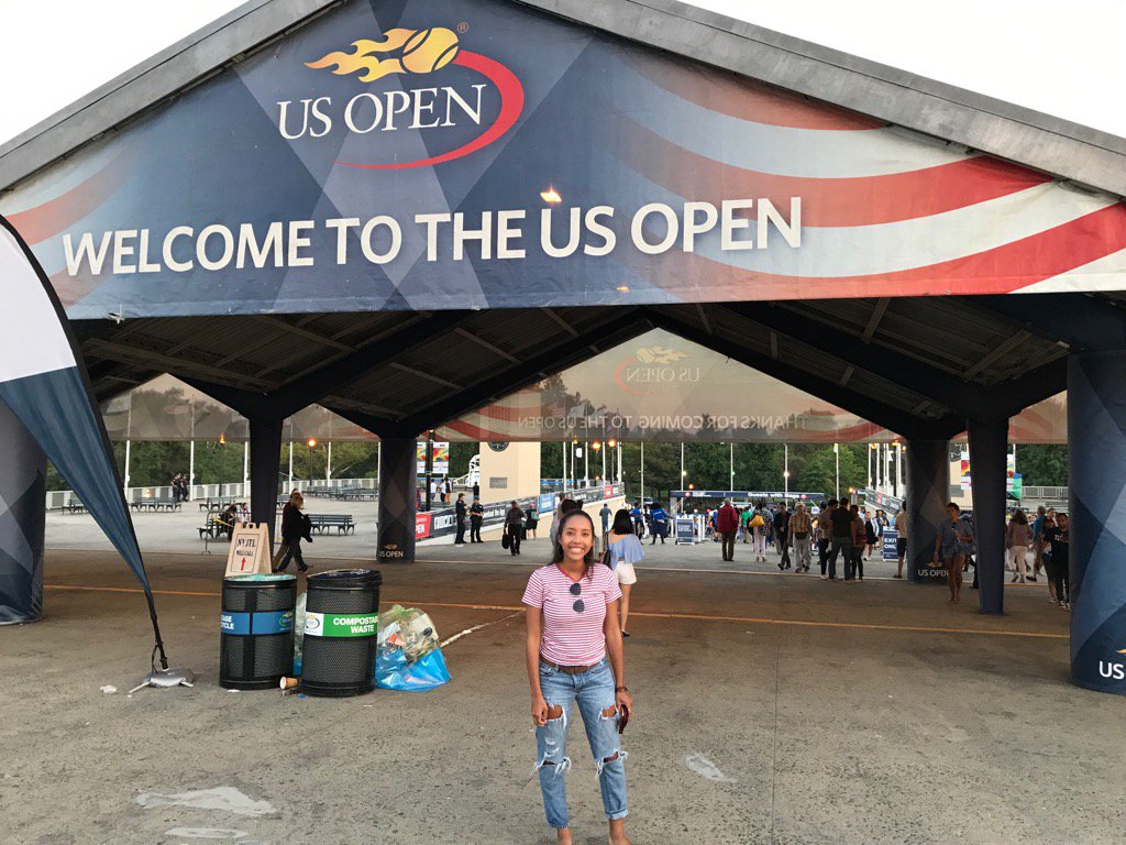 TonySmith4Sales's tweet photo. U.S. Open with the oldest.  

#FatherDaughterTime 
#LetsGoFederer
#GoodTimes https://t.co/4PF6XtSq8x