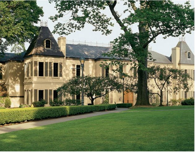 NatalieMacLean's tweet photo. Video: Taste History w/ Washington’s Chateau @SteMichelle #Winery > https://t.co/oFSTASlLHd #CSM50 #lcbo #saq #bcldb #winemaker #wineblog https://t.co/sJydbtvuSV