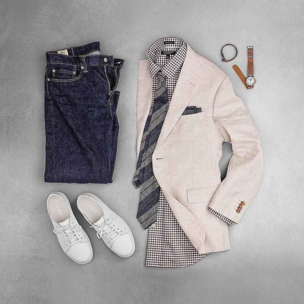 smartoutfitro's tweet photo. Tuesday is a New Monday!
• #menstyle #menswear #gentleman #dapper #menwithclass #gentlemen #suit #men #man #menfas… https://t.co/tViaIYrESN https://t.co/visjhUm3Yz