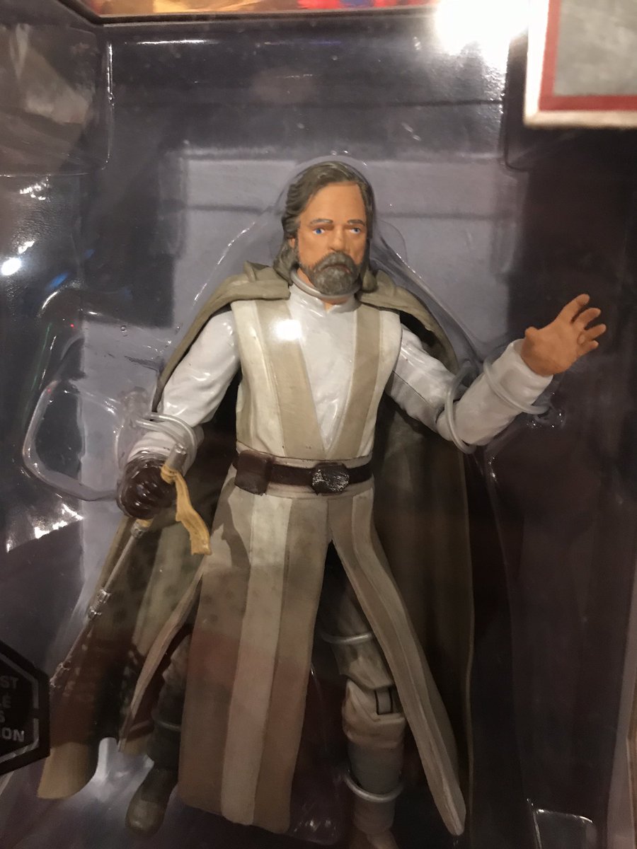 flyingdownthe10's tweet photo. @HamillHimself you have to see this Luke Skywalker figure 😂 #FreakyForceFriday #UniqueLookLuke https://t.co/TJCgoRCLzw