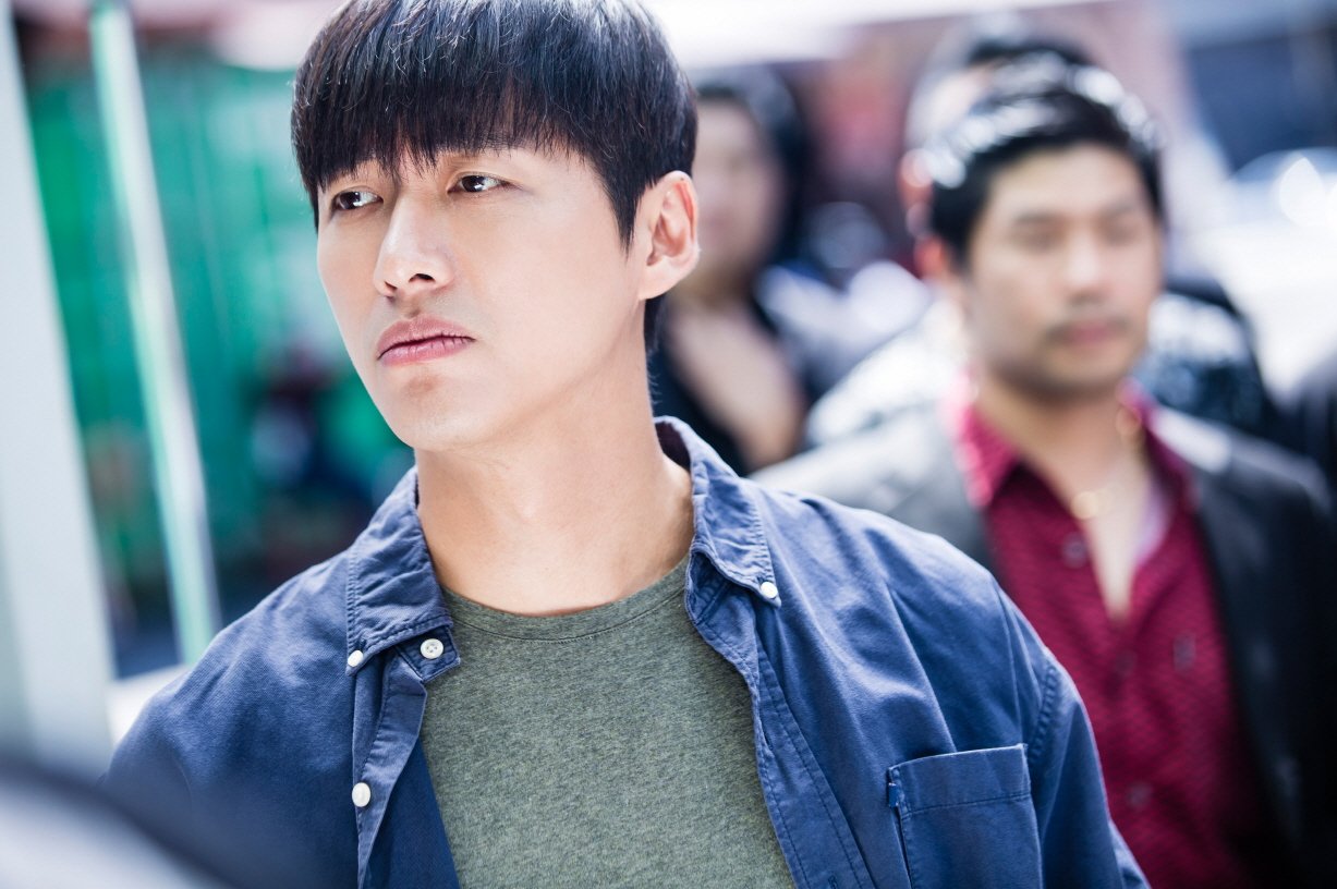 DI79030V4AEZghi.jpg:large