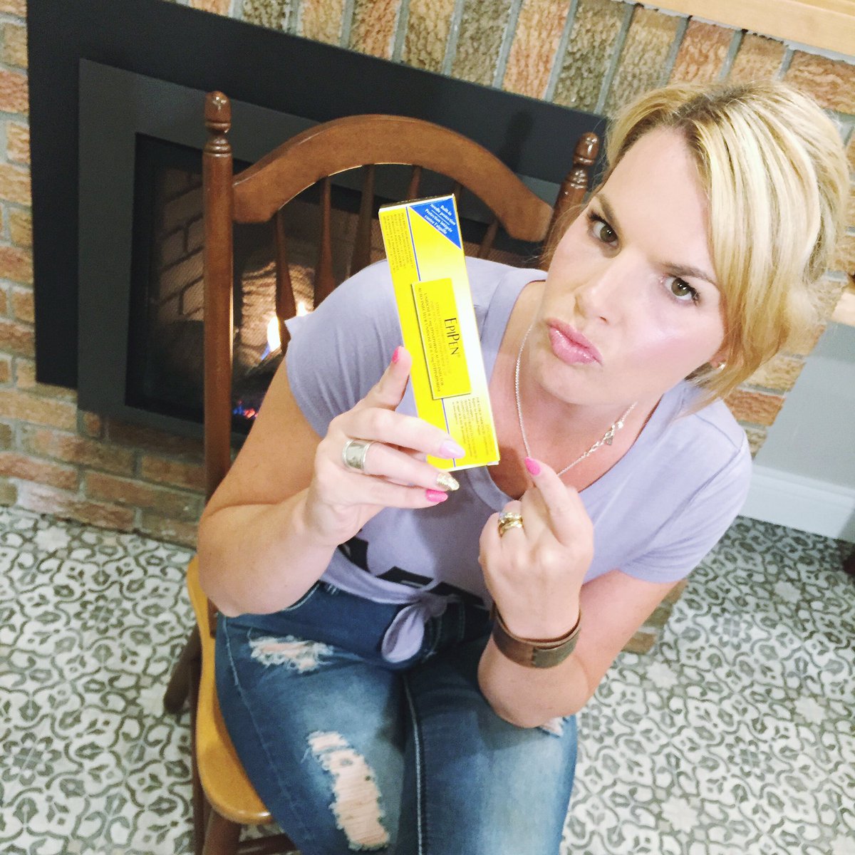 mferreriptbokaw's tweet photo. I just shared a rant about #EpiPens on Facebook. Watch here ➡️ https://t.co/NXVJ5pOt6J https://t.co/PVBm8K7eY1