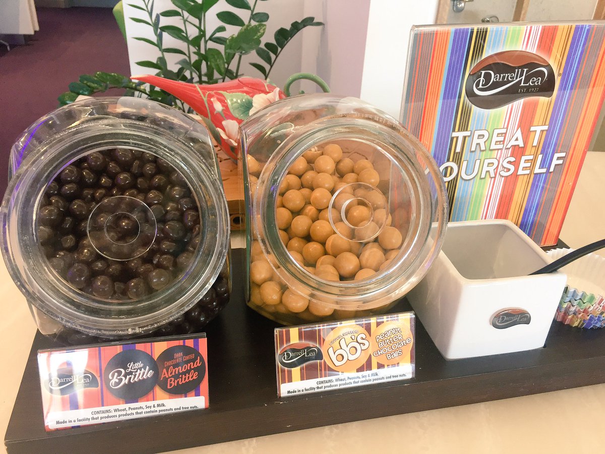 Smooth move <a href="/VirginAustralia/">Virgin Australia</a> &amp; <a href="/DarrellLea_AU/">Darrell Lea</a> - these might almost last me to Melbourne!