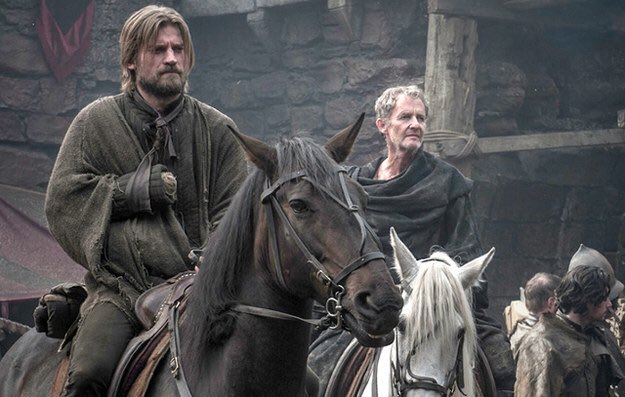 STLROSARITA's tweet photo. Sigh......something's missing......
#DemThrones #ThronesTheory #GameOfTrones https://t.co/qZjJuflUno