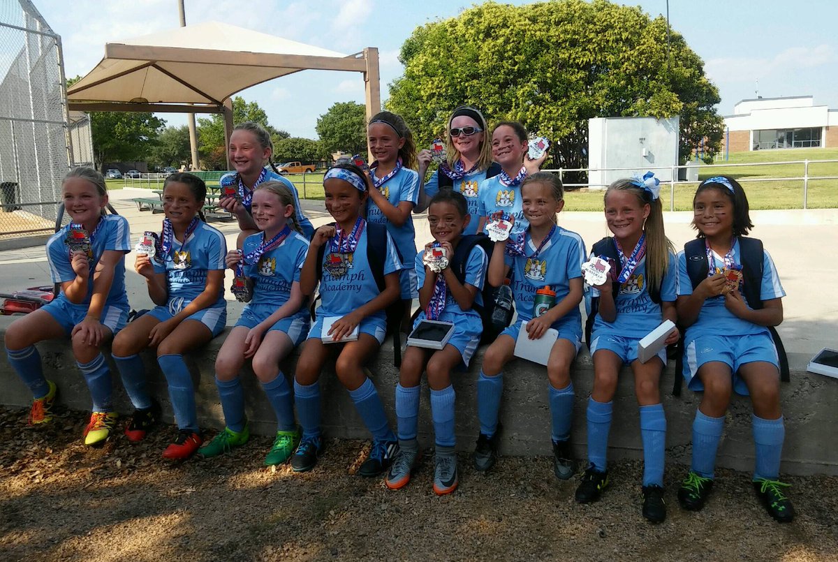 TriumphFutbol's tweet photo. Congrats 08 Girls Bell - Plano Labor Day U10 Silver B runners-up! https://t.co/THGjEeb5Lk