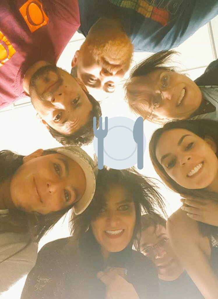 Claire_ChefMX's tweet photo. @Angela_ChefMX @Pablo_ChefMX @Rogelio_ChefMX @Lolo_ChefMX @Hugo_ChefMX ❤❤❤❤🍴 https://t.co/Jz1kE2AJju