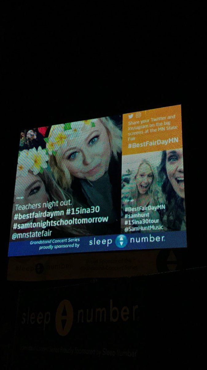 emmyissuper's tweet photo. Got on the jumbo tron! 😂🤗🙋🏼🙌 #SamHunt #coldashelloutside https://t.co/O3SUX07RwM