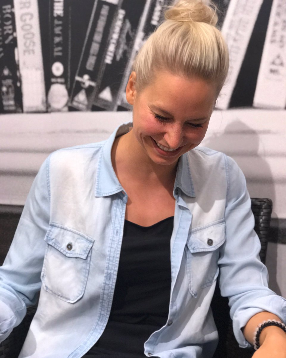 sitwithshe's tweet photo. New Story on the Blog | Facing the "F" Word - Finding FREEDOM in Fear with Renata 
https://t.co/ZwU6Yknglw https://t.co/8IRqyrfpOu