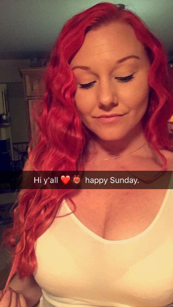 DoltForState's tweet photo. Happy Labor Day 😈

👻Snapchat: @DoItForState_HQ 

#DoItForState #DIFS #StateSnaps #DoIt4State #College #Snapchat #Party #SexySelfie #cleavage https://t.co/iU2fnfhGmz