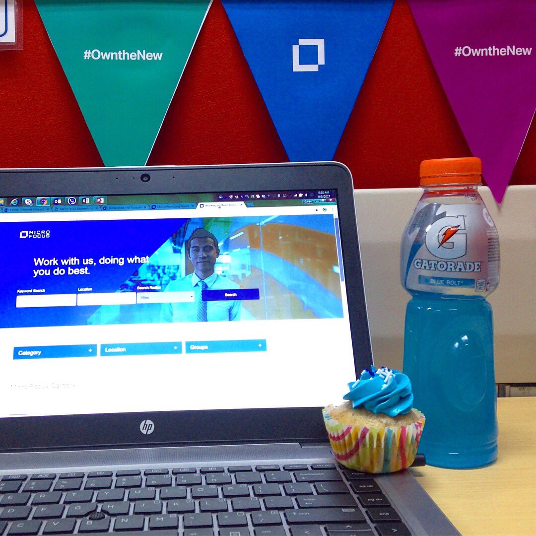 garenaguinaldox's tweet photo. PH Celebrating 1st day as new beginning. 🎢 #Microfocus #OwnTheNew #HPESoftware @ Micro Focus https://t.co/gKNxn3so5H https://t.co/RCGi0ty6lx