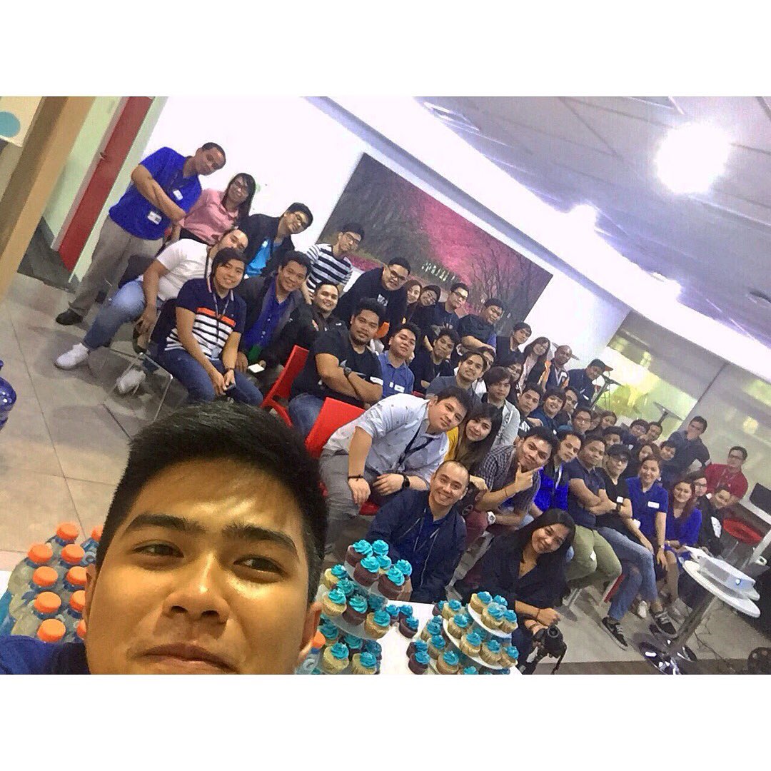 garenaguinaldox's tweet photo. PH Celebrating 1st day as new beginning. 🎢 #Microfocus #OwnTheNew #HPESoftware @ Micro Focus https://t.co/gKNxn3so5H https://t.co/RCGi0ty6lx